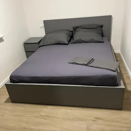 Schoenes Zentrale Lage In Zuffenhausen * Stuttgart