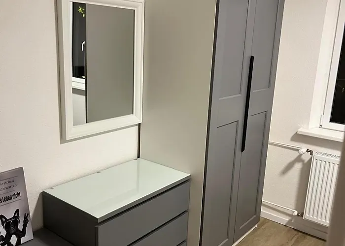 Schoenes Zentrale Lage In Zuffenhausen * شتوتغارت