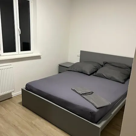 Schoenes Zentrale Lage In Zuffenhausen Lejlighed Stuttgart